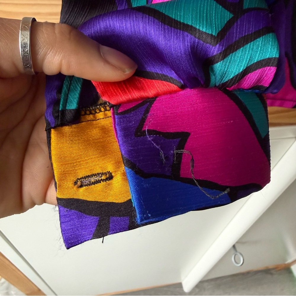 Colorful Abstract Print Women's Top - Picture 7 of 7